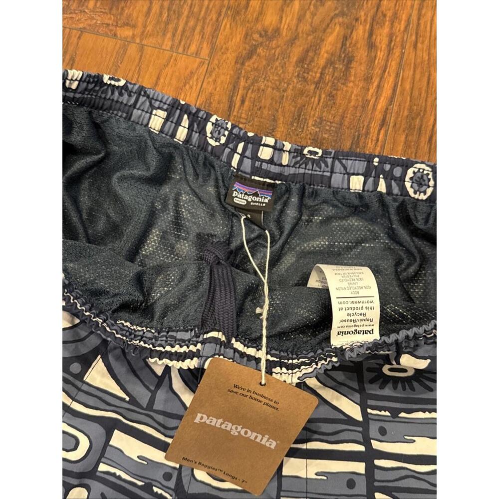 NWT Men's PATAGONIA Baggies Longs 7" Shorts New Visions, New Navy Size S - Picture 4 of 6